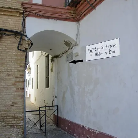 אורחן Convento Madre De Dios De