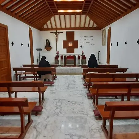 Convento Madre De Dios De 2* קרמונה